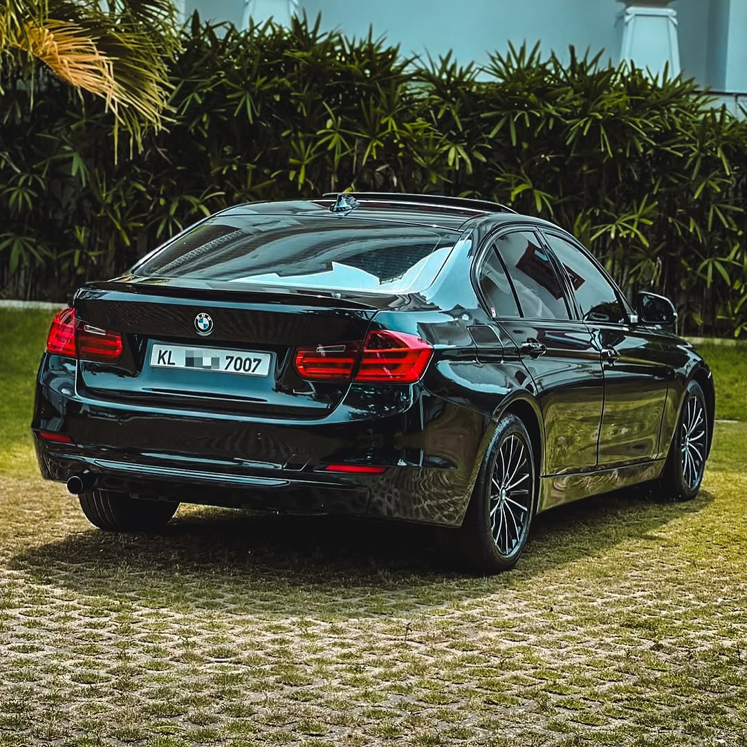 BMW 320D thumbnail 4